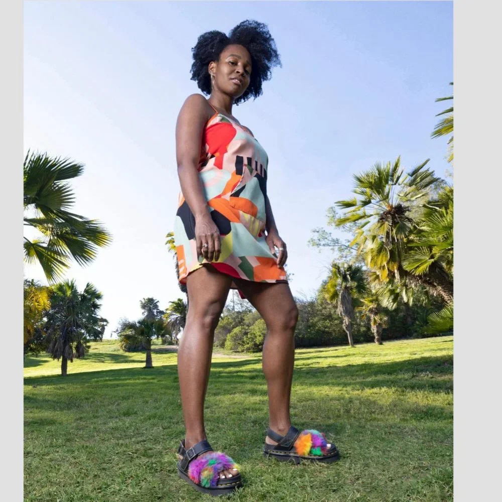 RARE Dr. Martens VOSS II FLUFFY FAUX FUR STRAP SANDALS, UK4/US 6, NIB - Picture 4 of 11